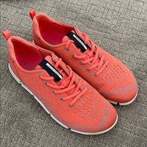 Ecco Coral Sneakers Lightweight Breathable Design